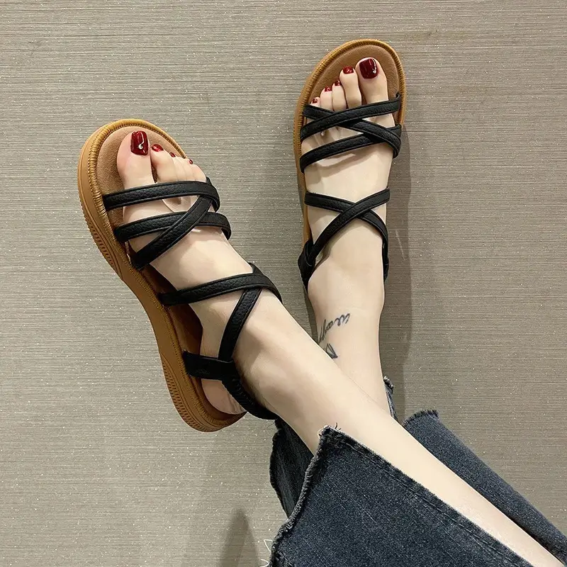百搭超軟Q羅馬涼鞋，黑色細帶交叉，加厚乳膠中底