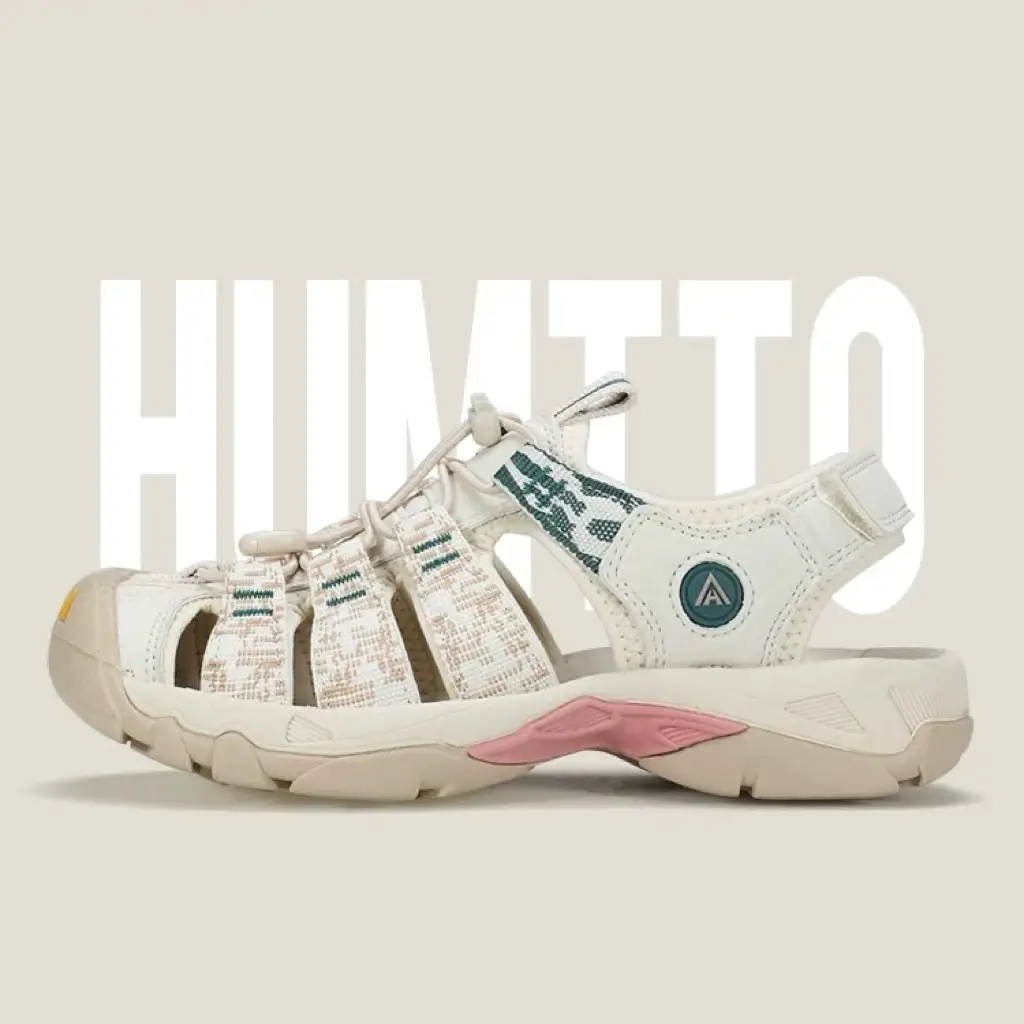 HUMTTO包頭溯溪涼鞋,女款米白色,鞋頭橡膠防撞片加束繩調節扣