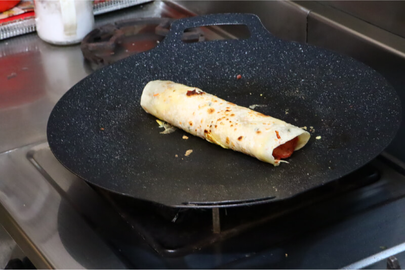 蛋餅皮怎麼煎才好吃？加培根、洋芋片的隱藏吃法