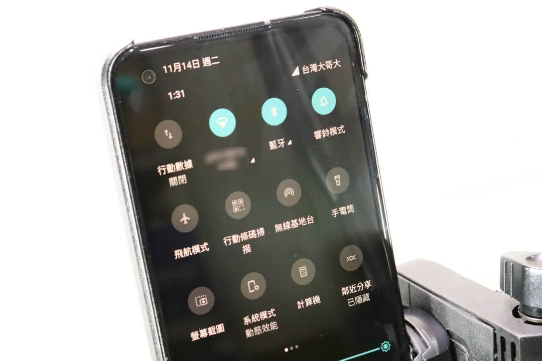 華碩手機zenfone10評價-行動條碼掃描